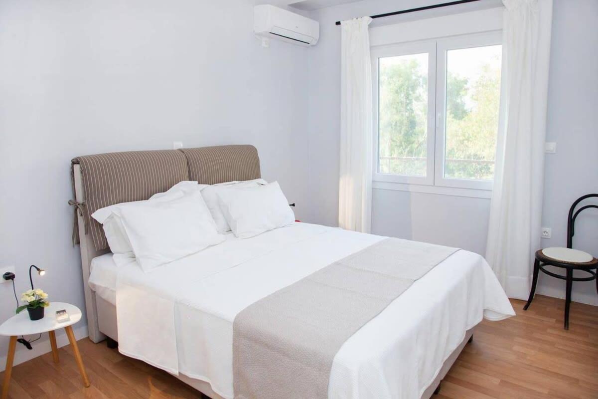 Fully Renovated, Modern Beauty In Central Athens! Bagian luar foto