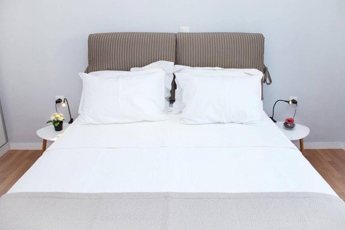 Fully Renovated, Modern Beauty In Central Athens! Bagian luar foto
