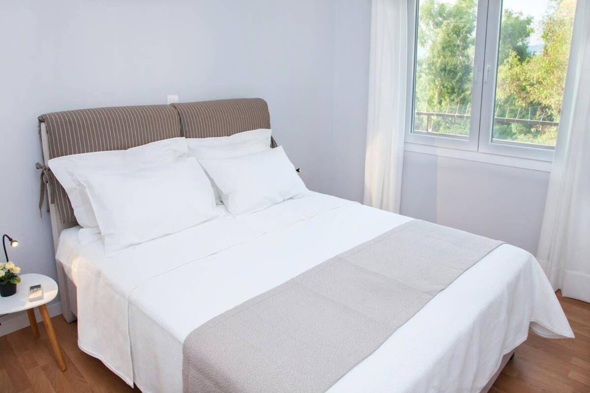 Fully Renovated, Modern Beauty In Central Athens! Bagian luar foto