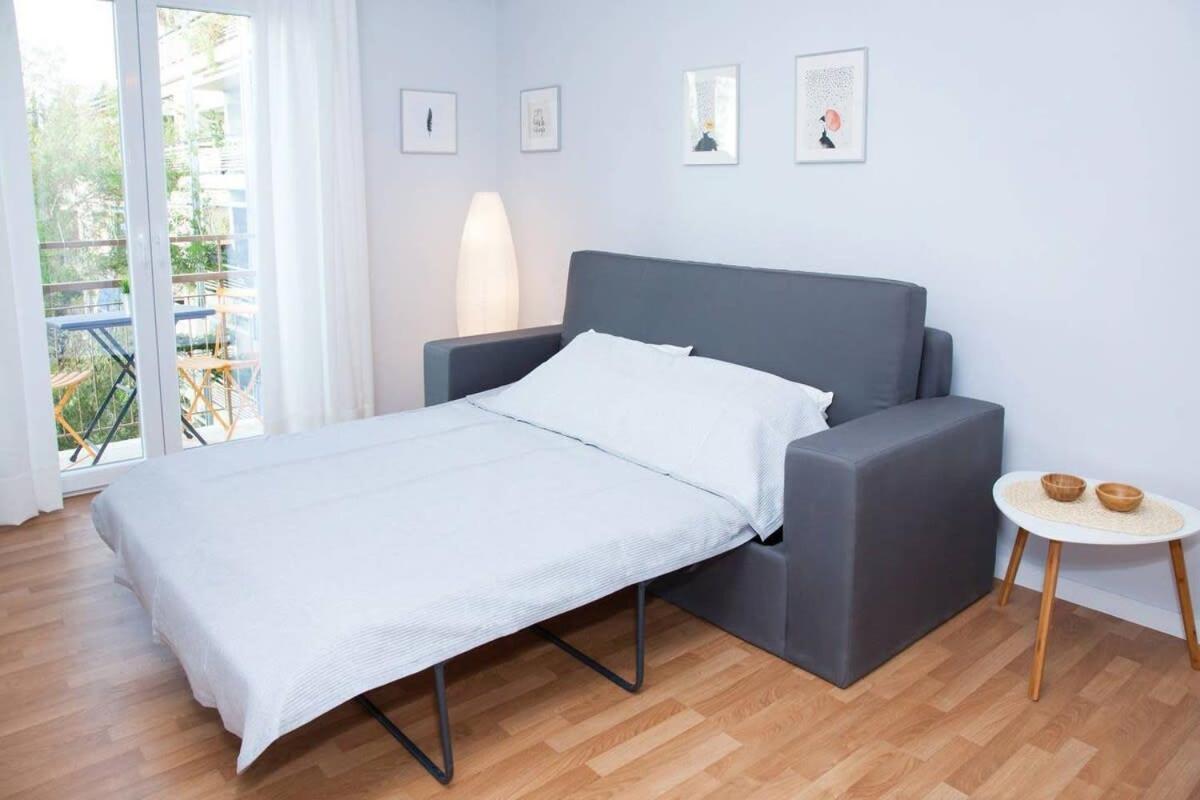 Fully Renovated, Modern Beauty In Central Athens! Bagian luar foto