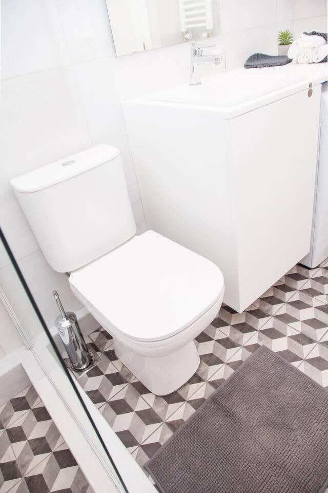 Fully Renovated, Modern Beauty In Central Athens! Bagian luar foto