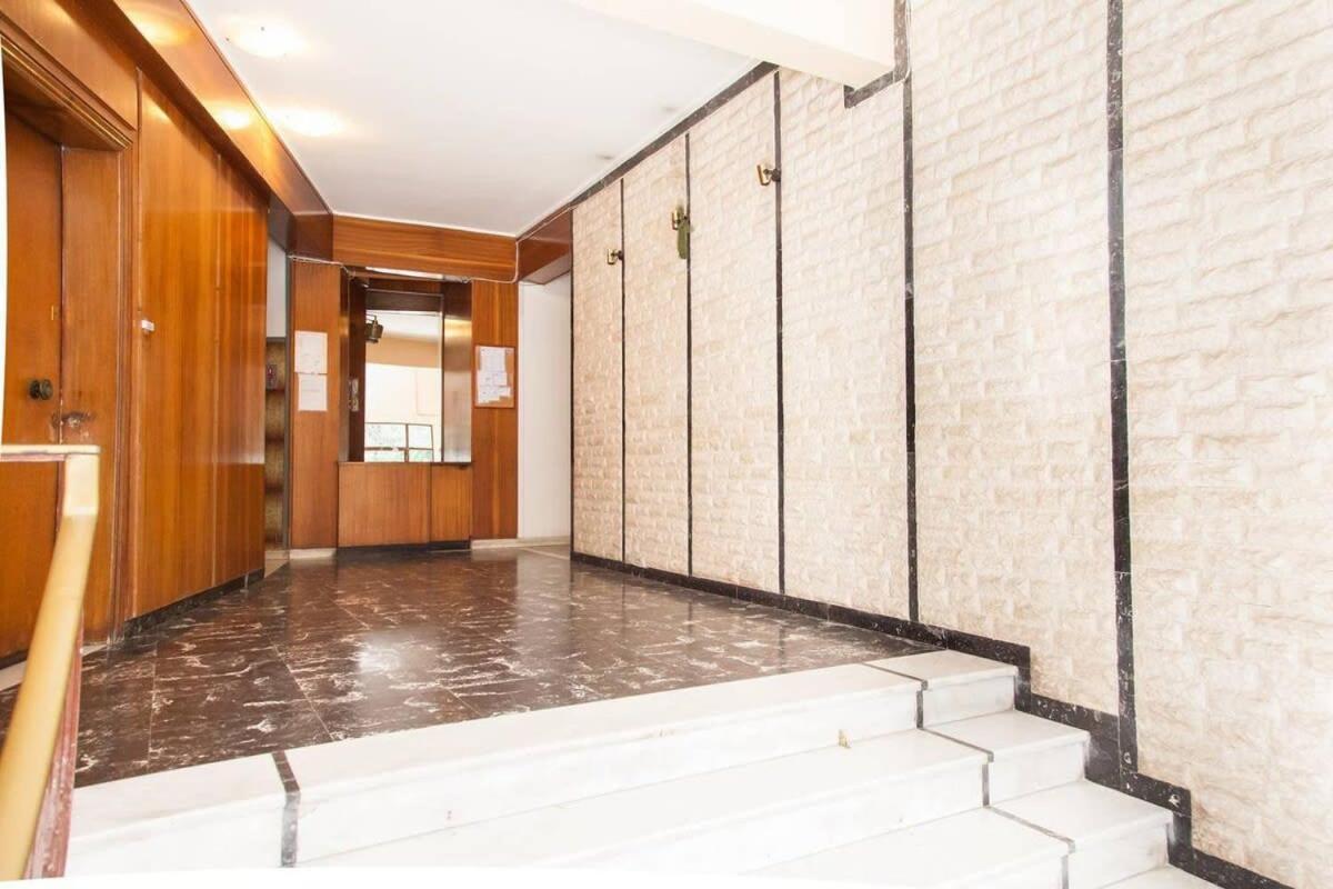 Fully Renovated, Modern Beauty In Central Athens! Bagian luar foto